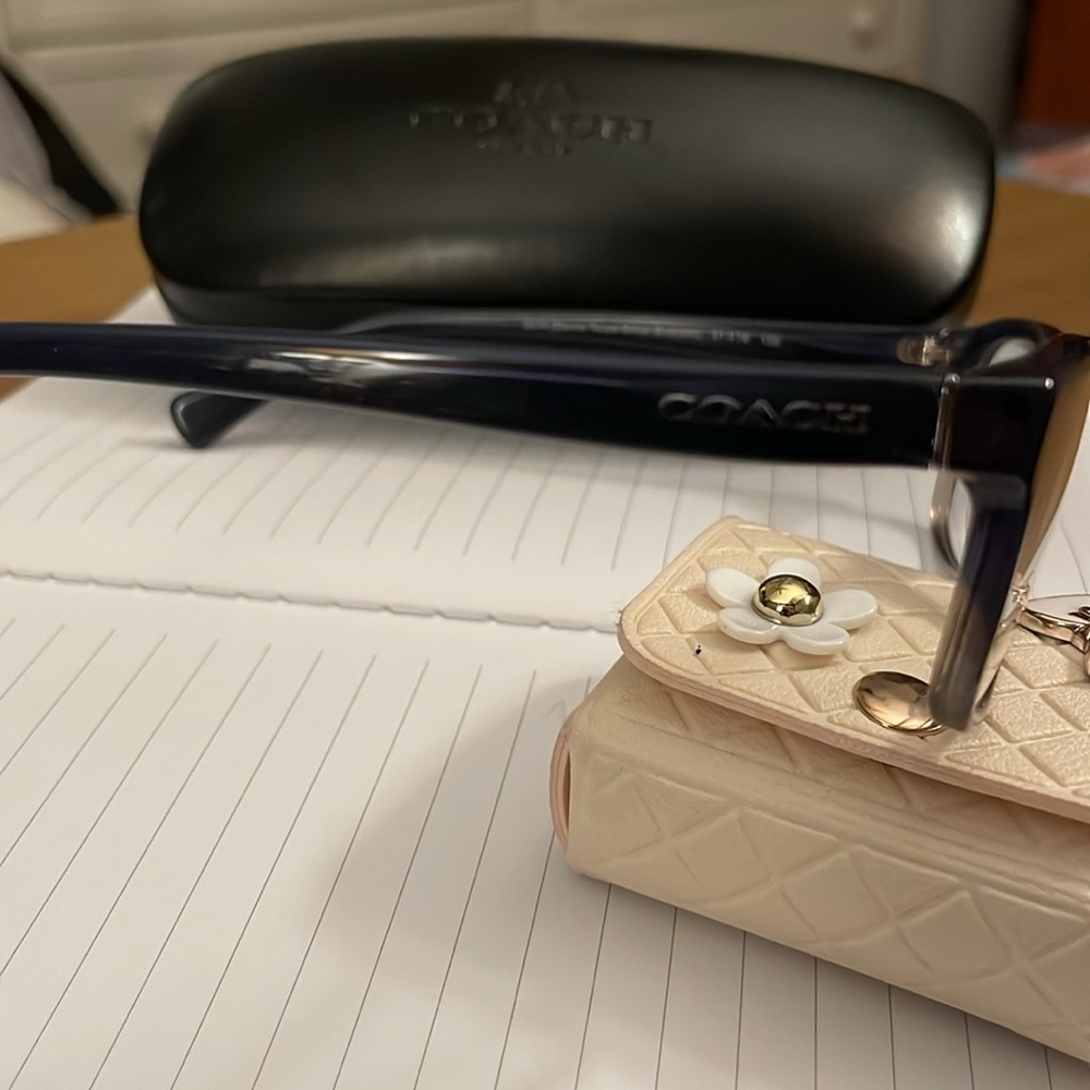 Coach glasses - Picture 2 of 11